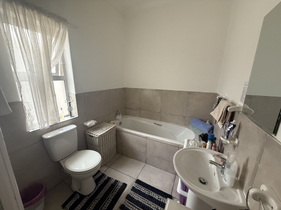 3 Bedroom Property for Sale in Zonnendal Western Cape
